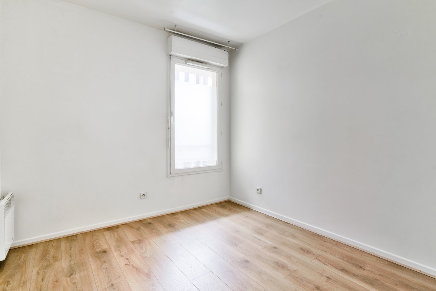 Appartement 3 pièces à vendre sans vis à vis proche ligne 14